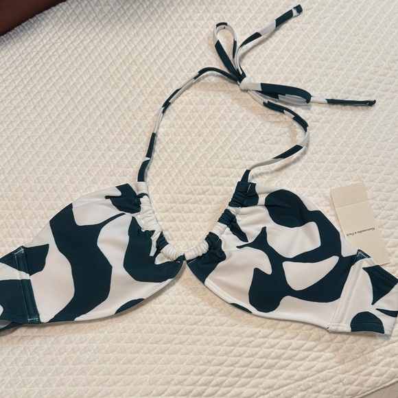 Abercrombie & Fitch Other - Teal & White Abstract Halter Bikini Top